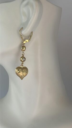 Aretes de corazón con Virgen de Guadalupe tres oros - Imagen 6