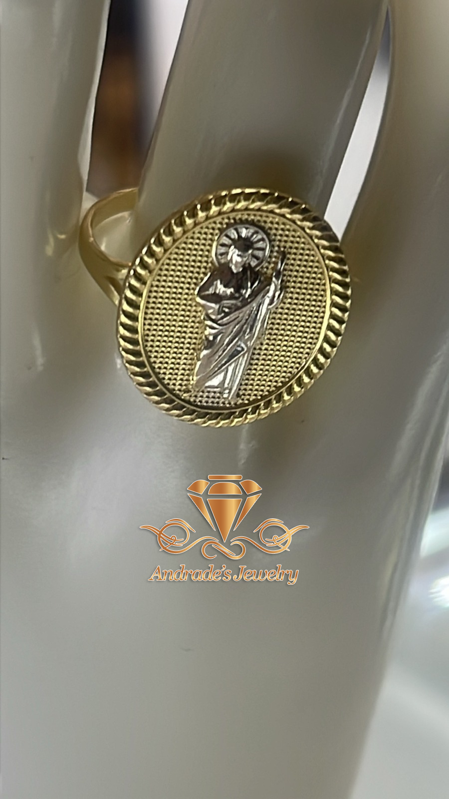 Anillo de san judas (8.2)