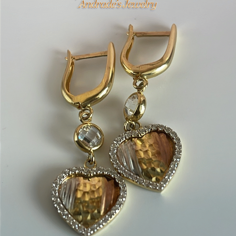 Aretes tres oros con piedras blancas