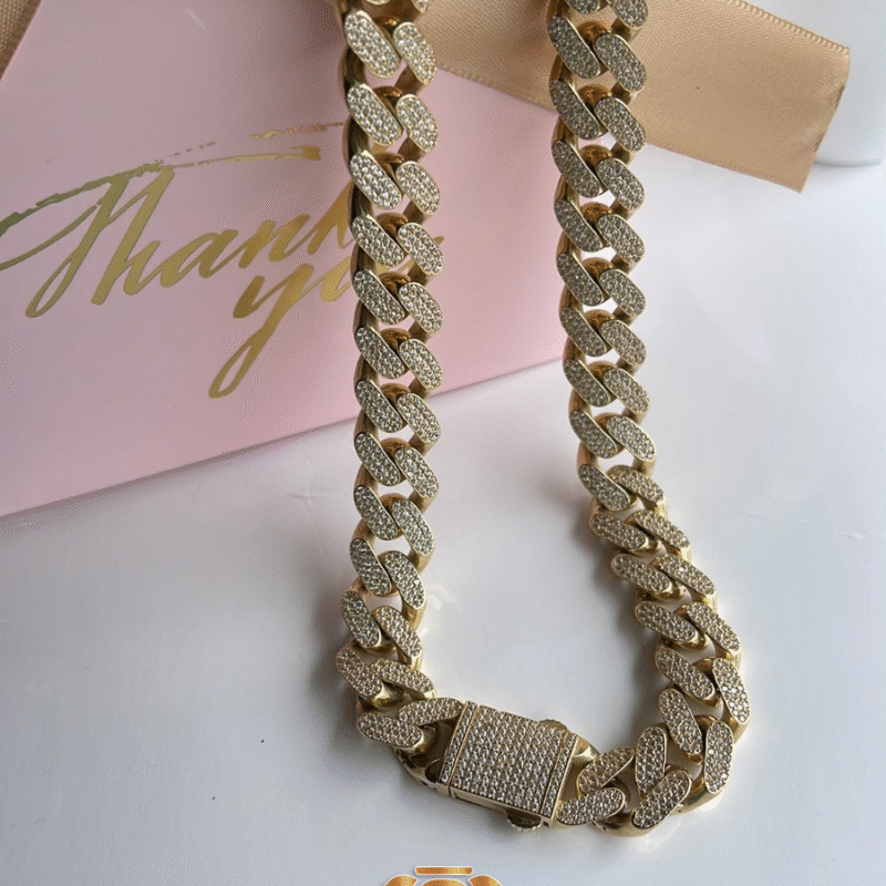 Cadena cubanas con piedras zirconia