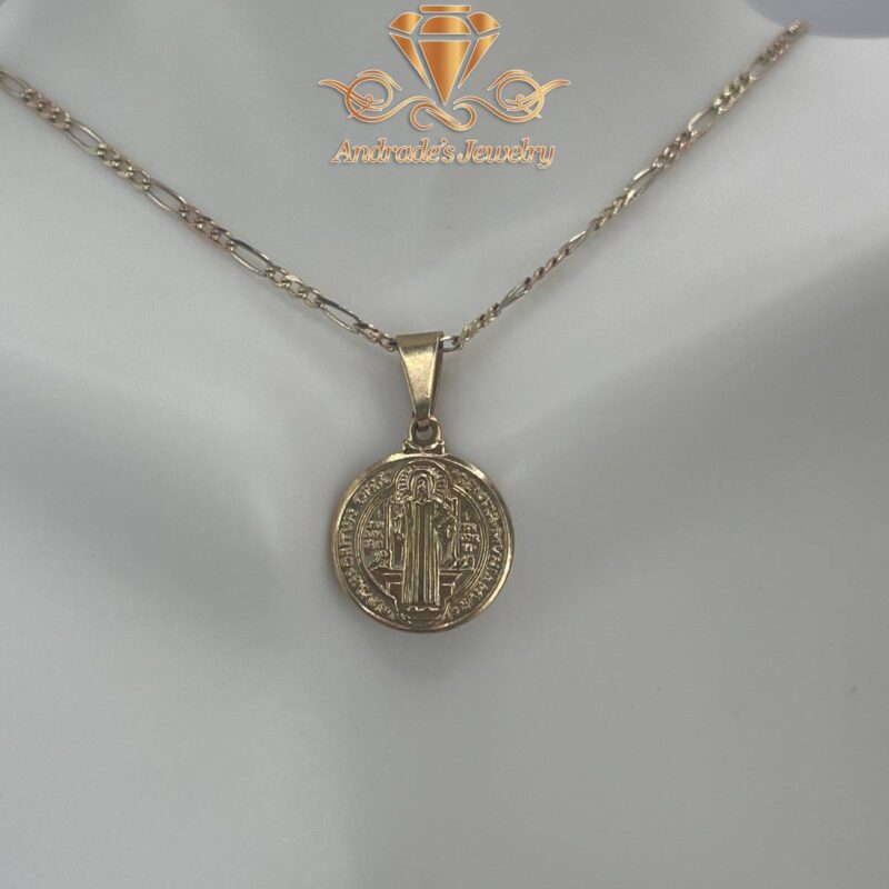 Cadenas y medalla de san Benito