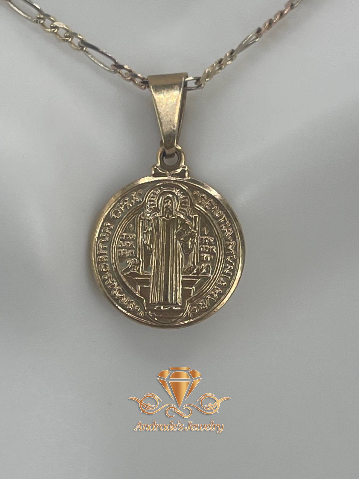 Cadenas y medalla de san Benito - Imagen 4