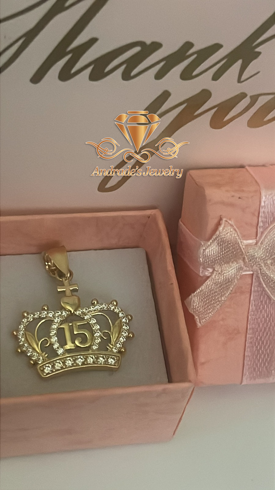 Dije de quinceañera con zirconias